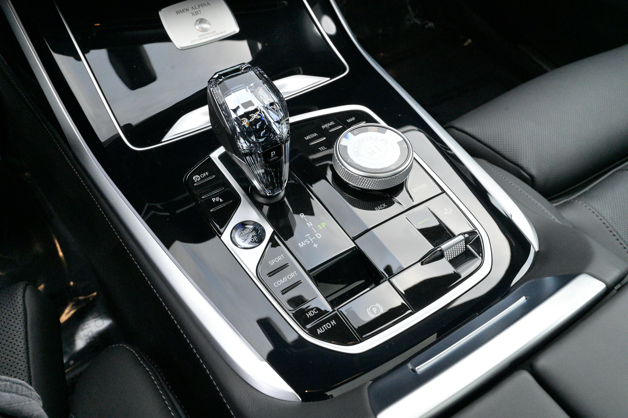 Used 2025 BMW ALPINA XB7 image 27