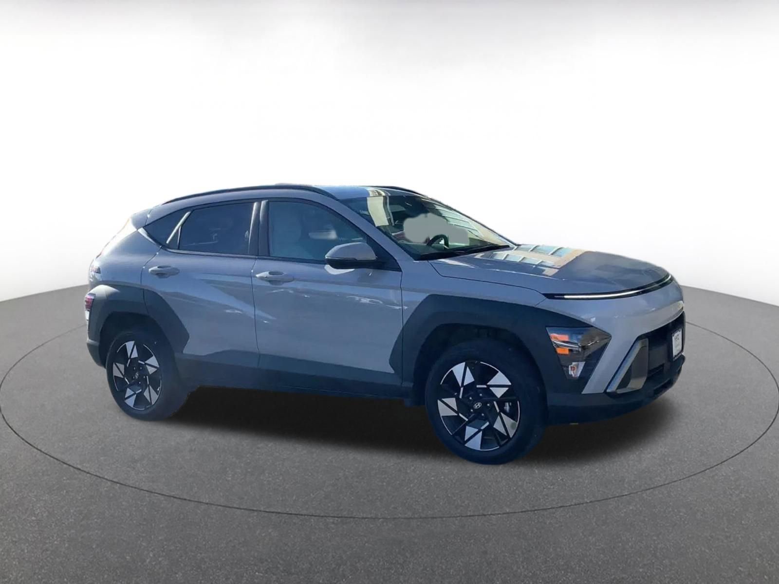 Used 2025 Hyundai Kona SEL image 2