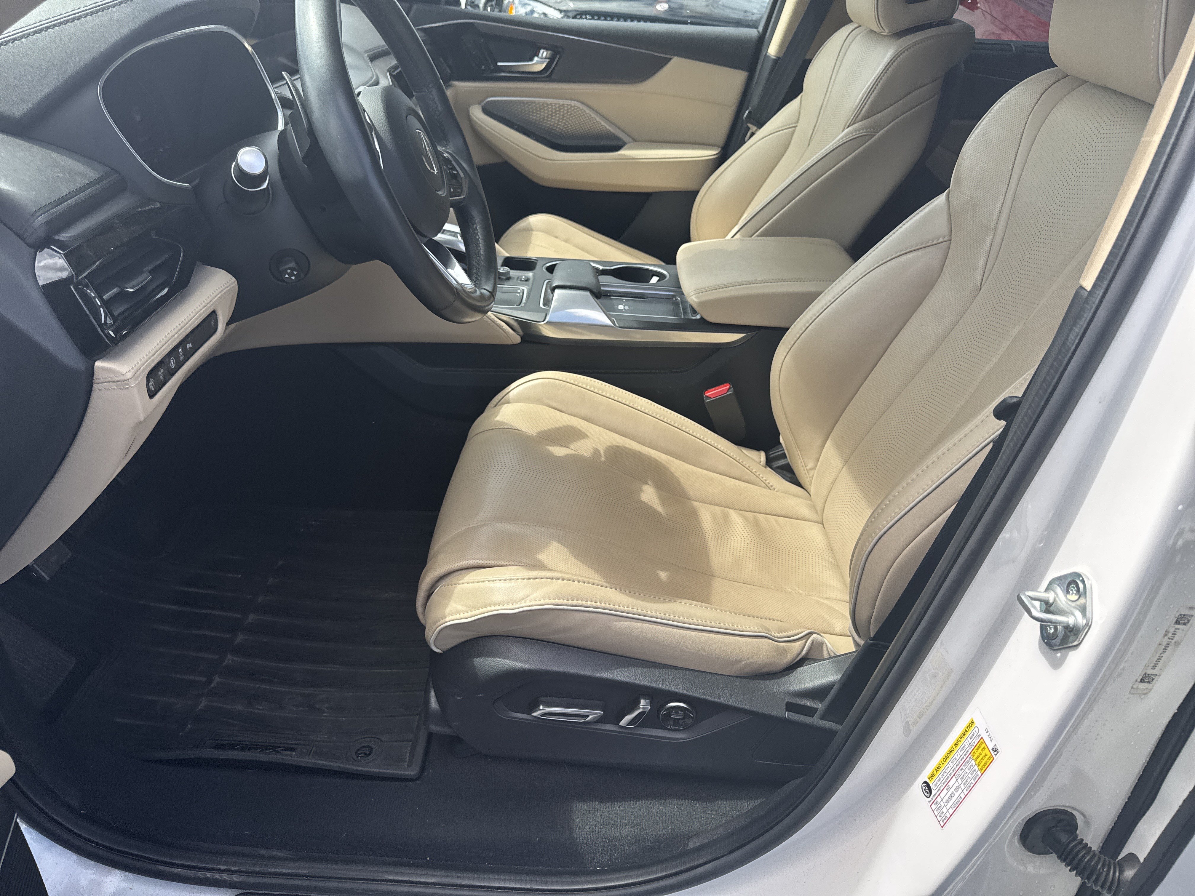 Used 2024 Acura MDX w/ Advance Package AWD/4WD image 16