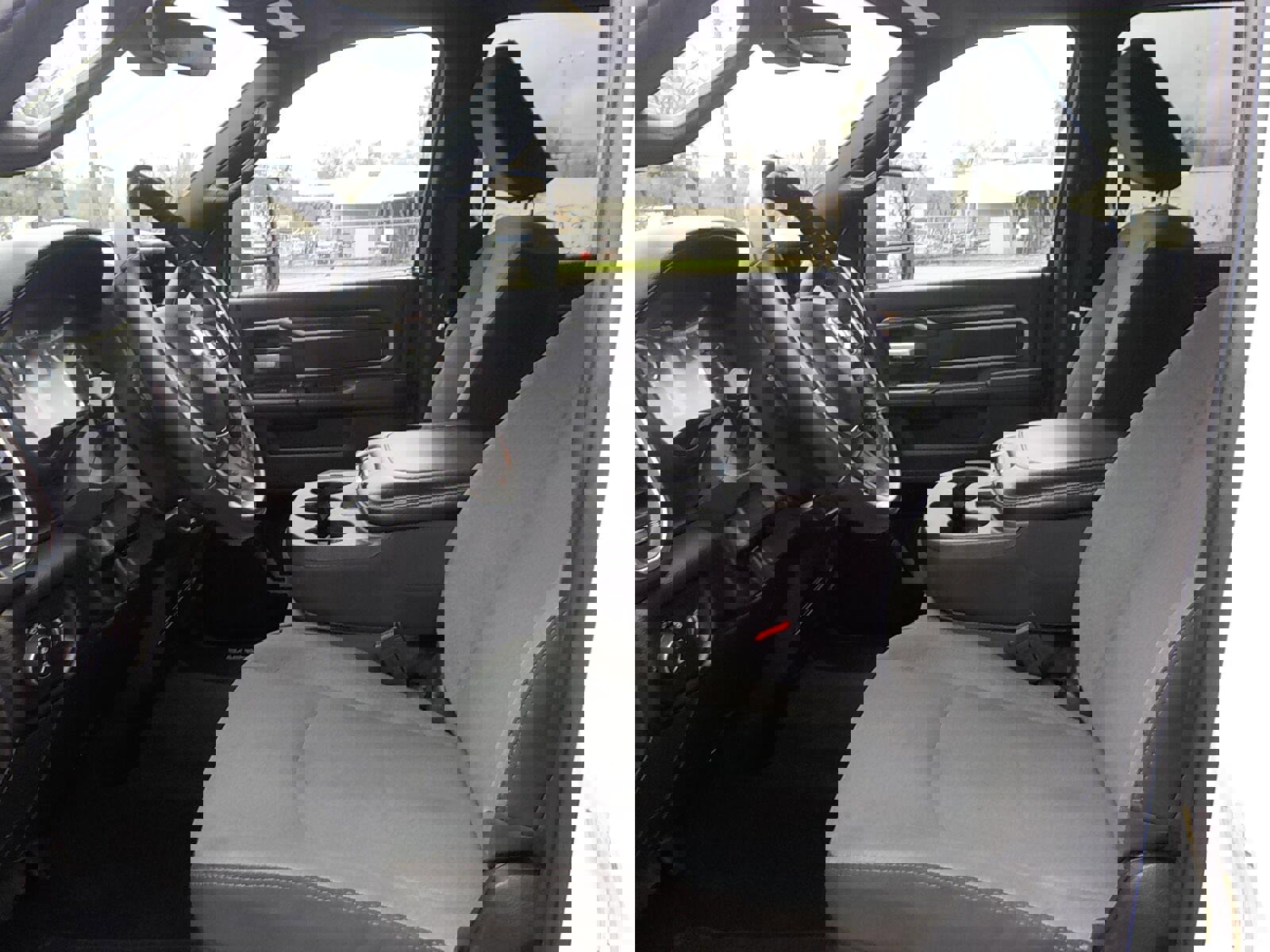 Used 2024 RAM 2500 Big Horn image 17