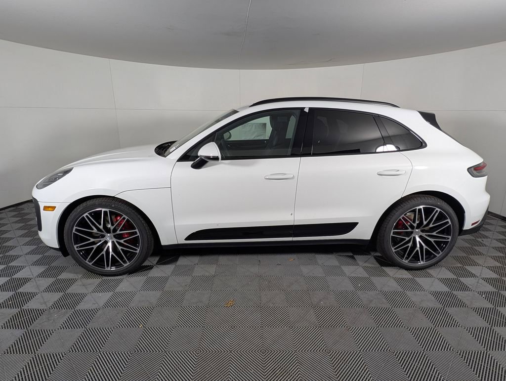 New 2026 Porsche Macan S image 2