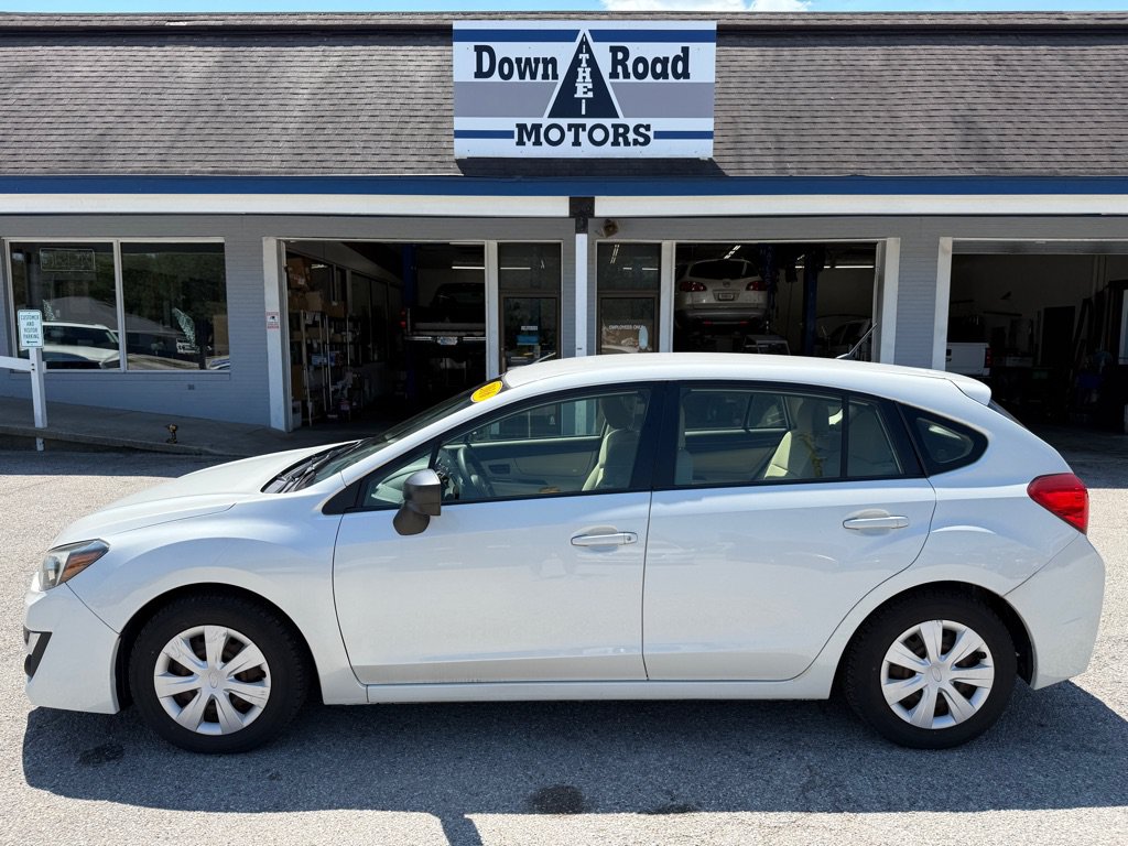 Used 2016 Subaru Impreza 2.0i AWD/4WD image 2
