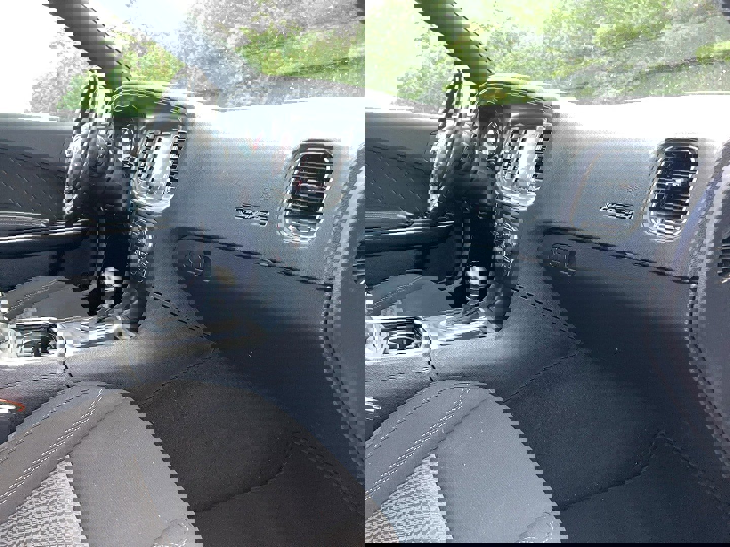 Used 2023 Dodge Charger SXT image 23