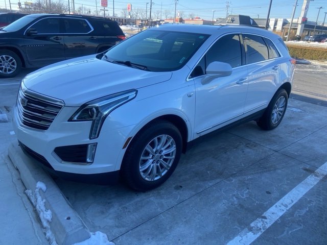Used 2017 Cadillac XT5 FWD image 3