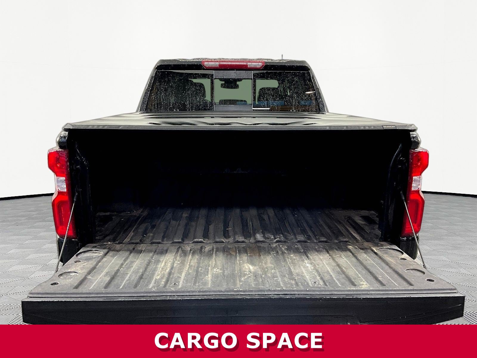 Used 2025 Chevrolet Silverado 1500 LTZ w/ LTZ Convenience Package II AWD/4WD image 7