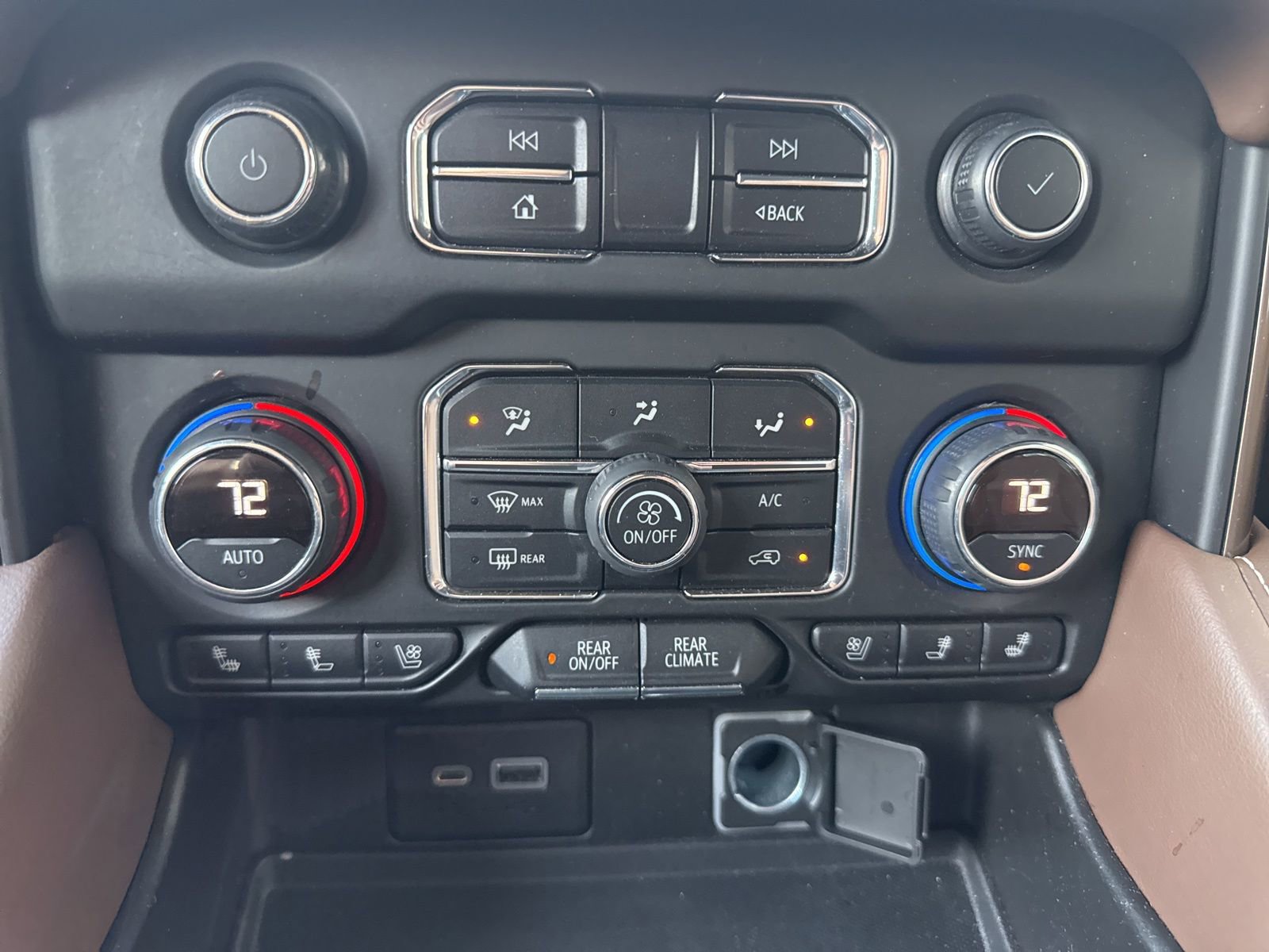 Used 2021 Chevrolet Tahoe High Country AWD/4WD image 30