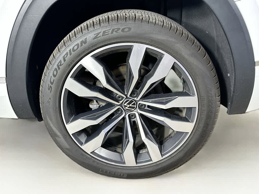 Used 2022 Volkswagen Atlas SEL Premium AWD/4WD image 8