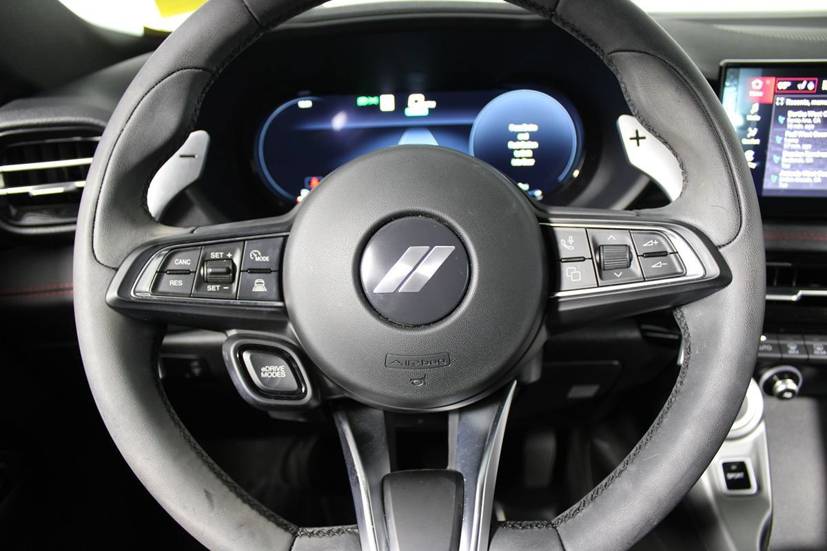 Used 2024 Dodge Hornet R/T w/ R/T Blacktop Package AWD/4WD image 17