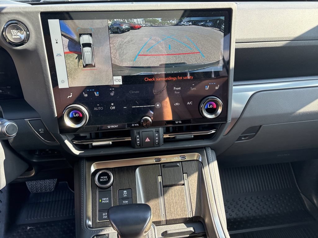 Certified 2024 Lexus GX 550 w/ Accessory Package (2T) AWD/4WD image 18