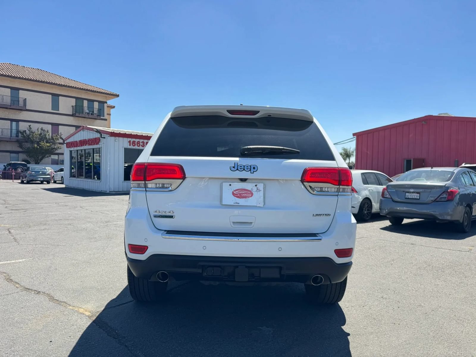Used 2018 Jeep Grand Cherokee Limited AWD/4WD image 6