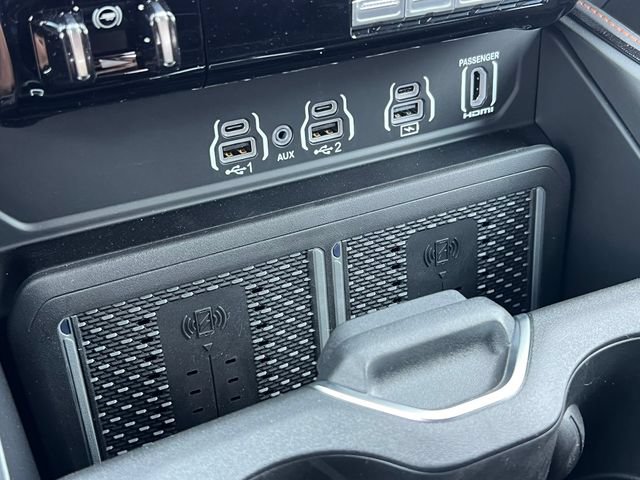 New 2026 RAM 2500 Rebel w/ Rebel Level 2 Equipment Group AWD/4WD image 31