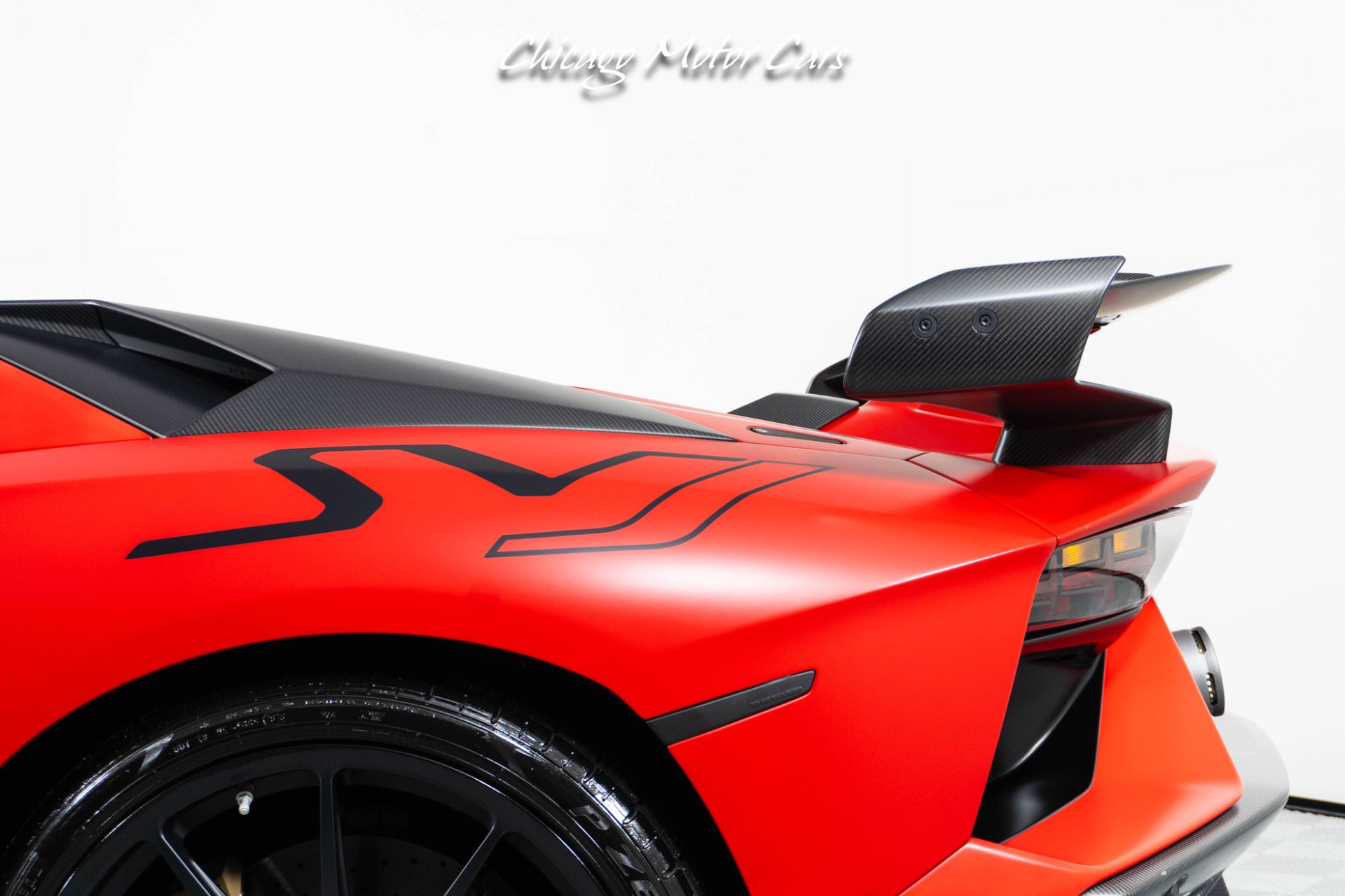 Used 2019 Lamborghini Aventador SVJ AWD/4WD image 6