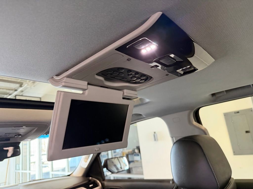 Used 2019 Chevrolet Tahoe Premier AWD/4WD image 28