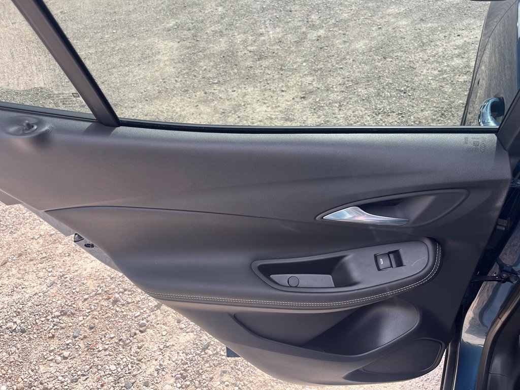 Used 2024 Buick Encore GX Preferred FWD image 23