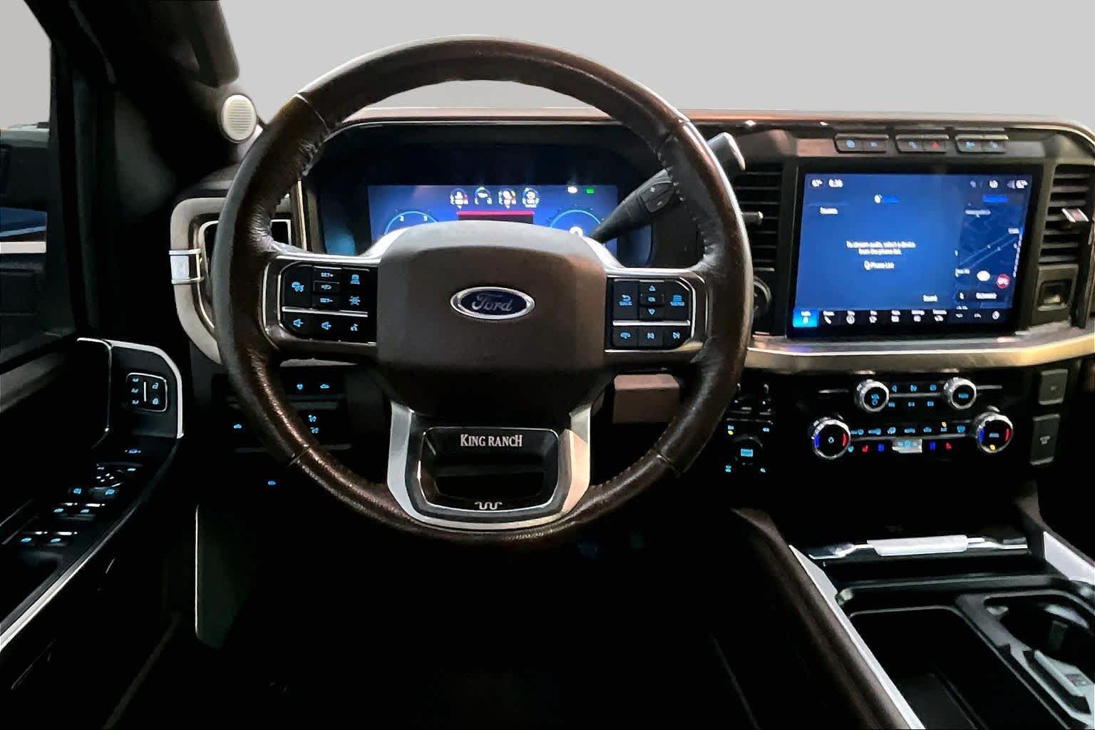 Used 2023 Ford F250 King Ranch w/ FX4 Off-Road Package AWD/4WD image 5