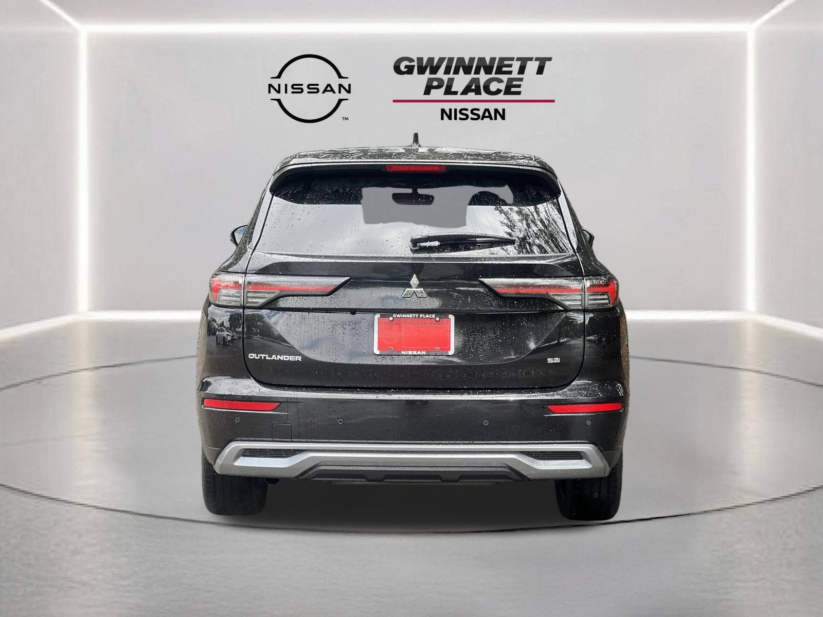 Used 2025 Mitsubishi Outlander SE FWD image 21
