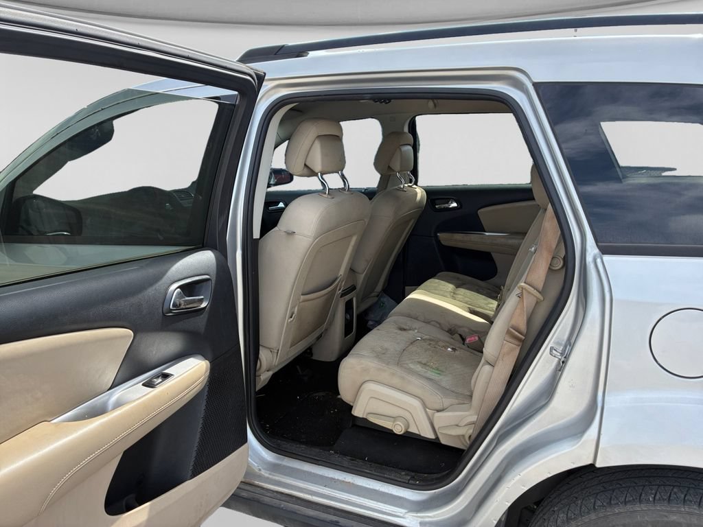Used 2013 Dodge Journey SXT w/ Flexible Seating Group FWD image 13