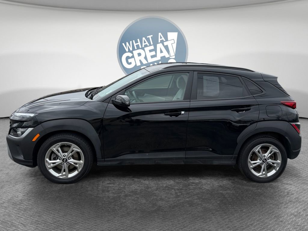 Used 2023 Hyundai Kona SEL w/ Cargo Package AWD/4WD image 7