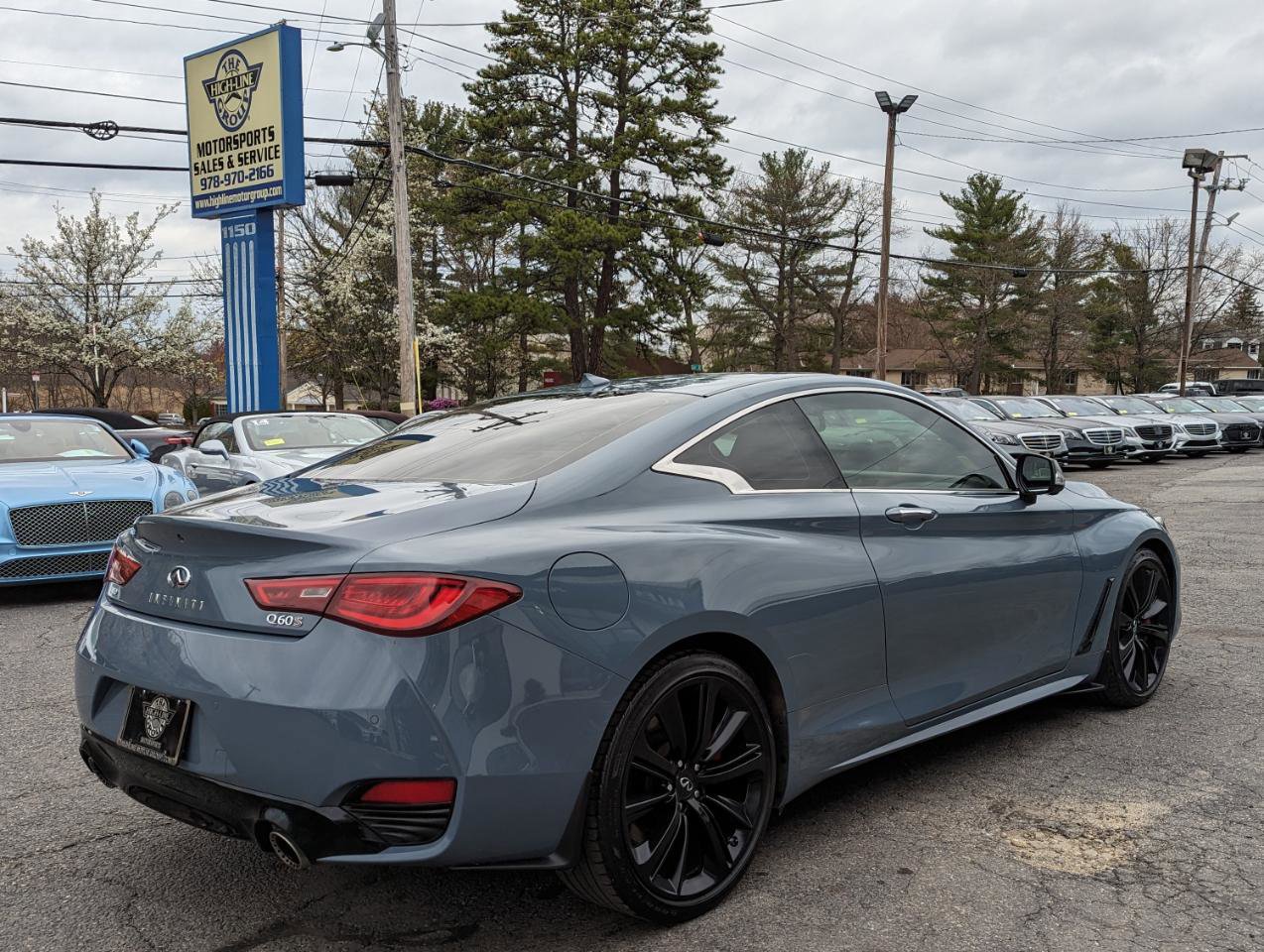 Used 2021 INFINITI Q60 Red Sport 400 w/ Cargo Package AWD/4WD image 7