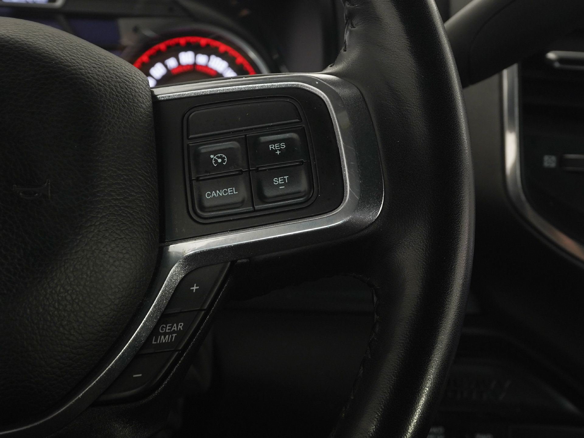 Used 2022 RAM 2500 Laramie AWD/4WD image 22
