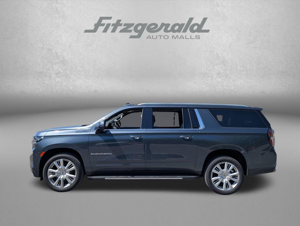 Used 2021 Chevrolet Suburban High Country AWD/4WD image 3