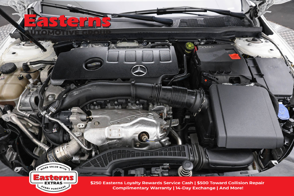 Used 2023 Mercedes-Benz CLA 250 4MATIC w/ Premium Package image 8