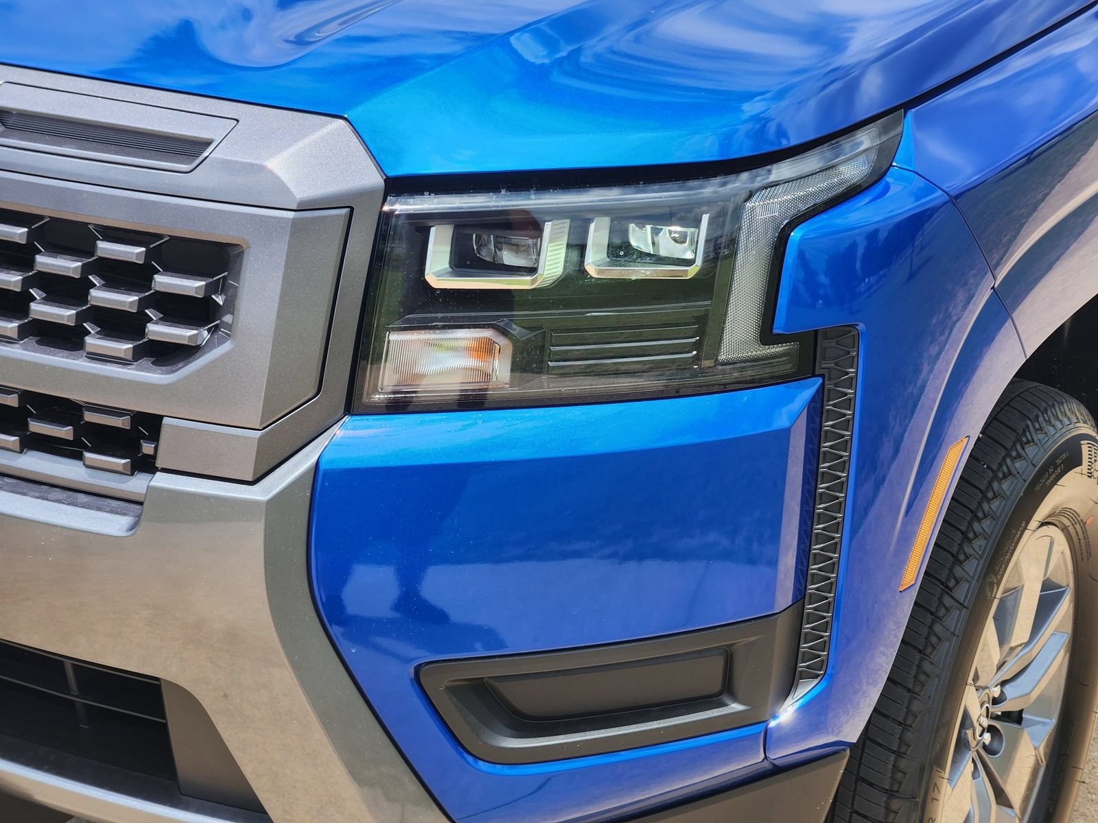 New 2026 Nissan Frontier SV w/ SV Convenience Package RWD image 9