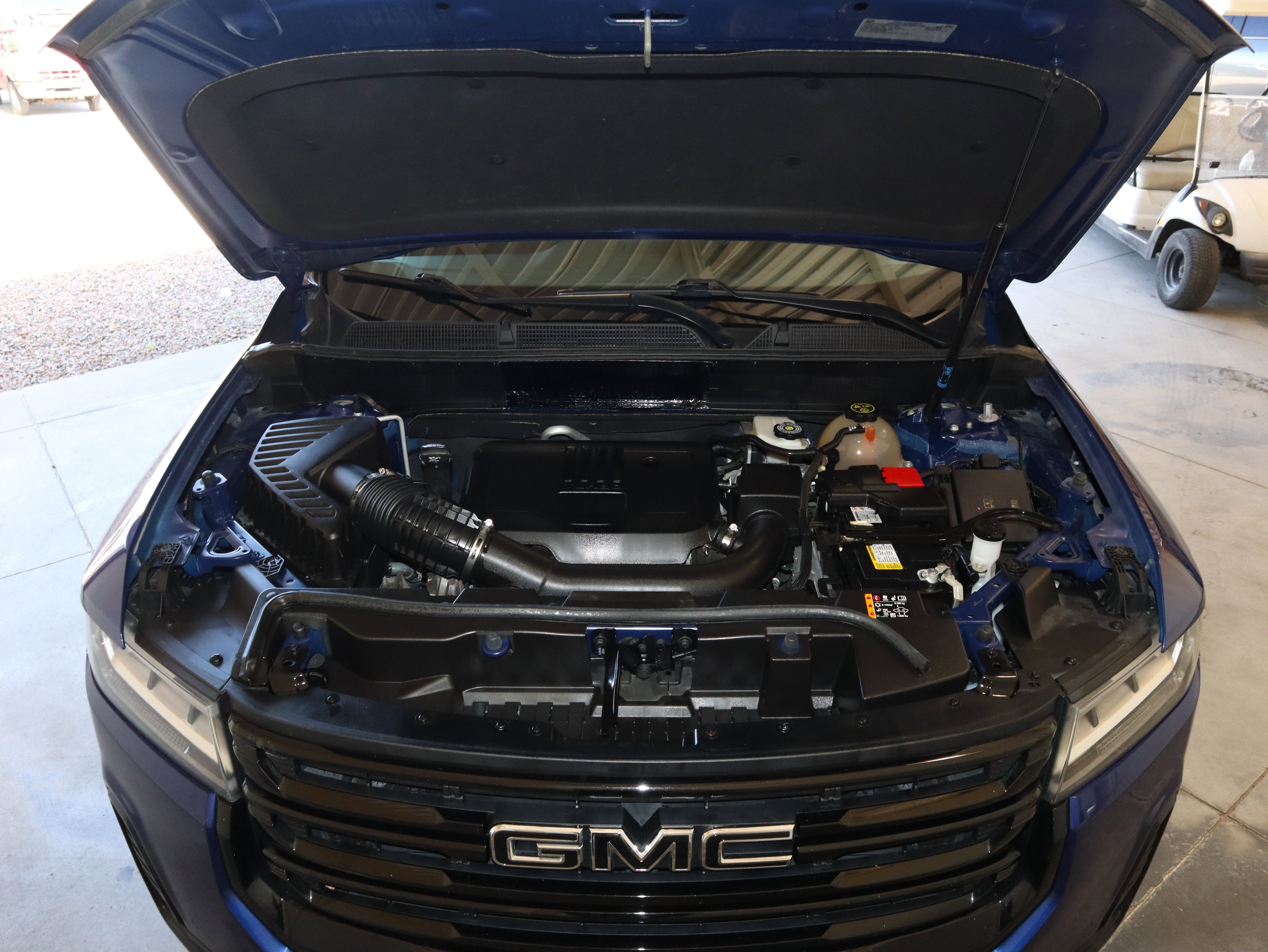 Used 2023 GMC Acadia SLE w/ Driver Convenience Package image 20
