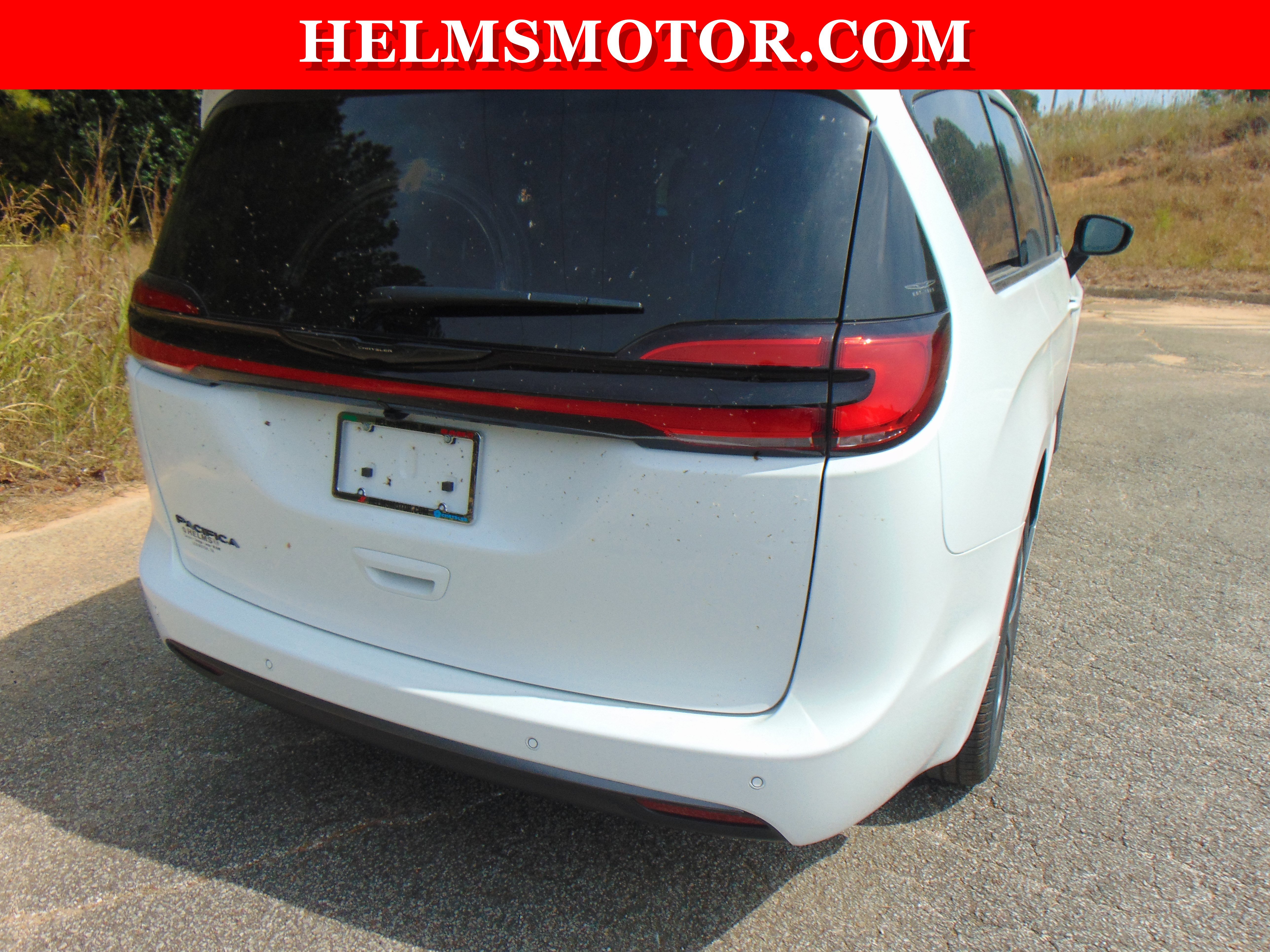 New 2026 Chrysler Pacifica Select image 17