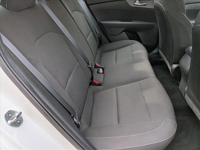 Used 2020 Kia Forte LXS image 19
