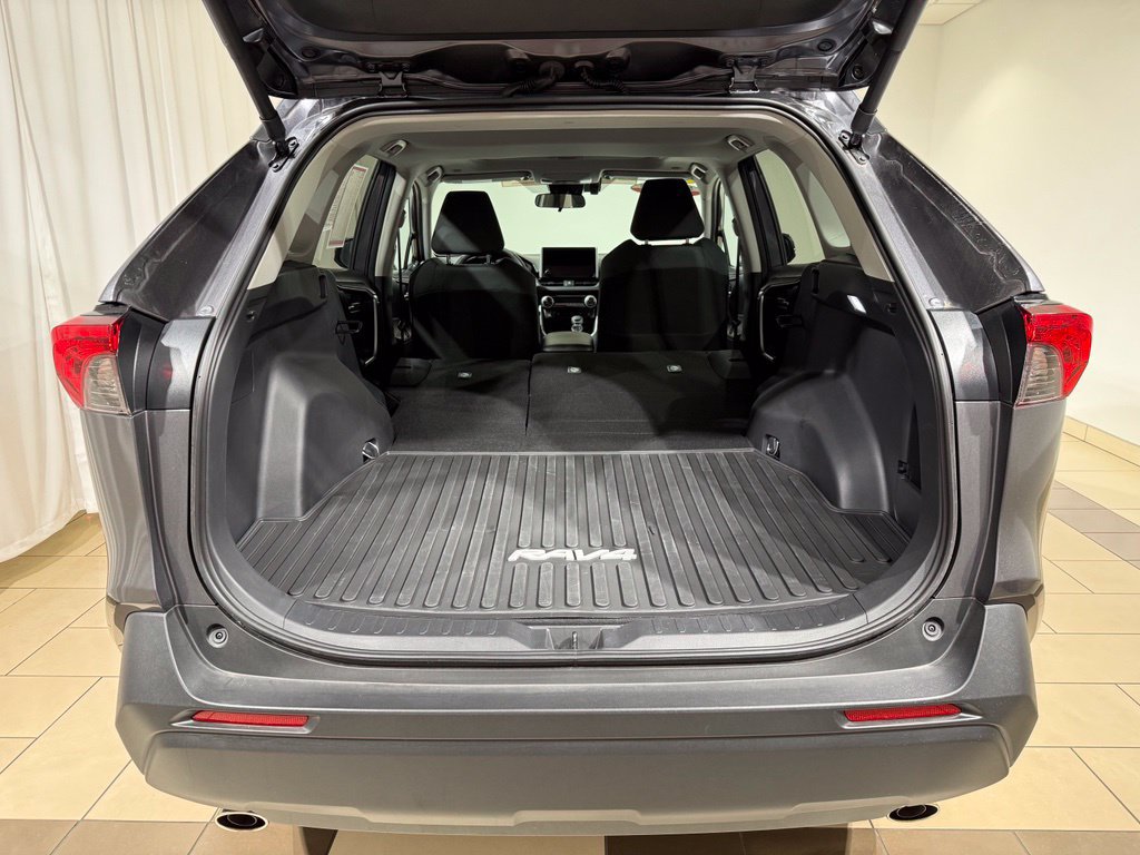 Certified 2025 Toyota RAV4 XLE AWD/4WD image 12