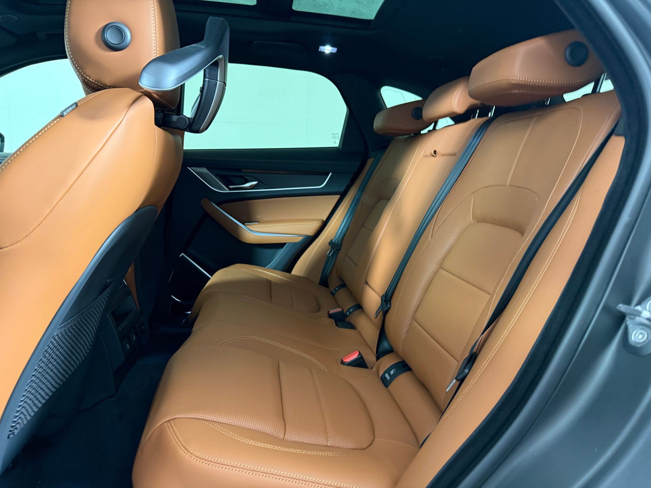 New 2026 Jaguar F-PACE R-Dynamic S AWD/4WD image 21