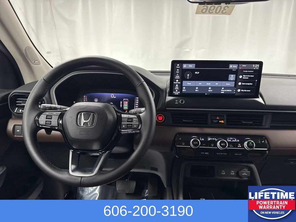 New 2026 Honda Pilot Touring image 18