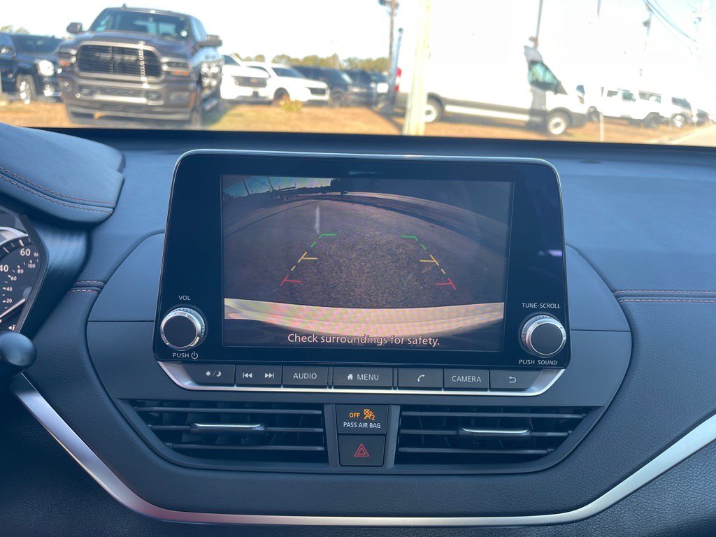 Used 2019 Nissan Altima 2.5 SR w/ SR Premium Package image 6