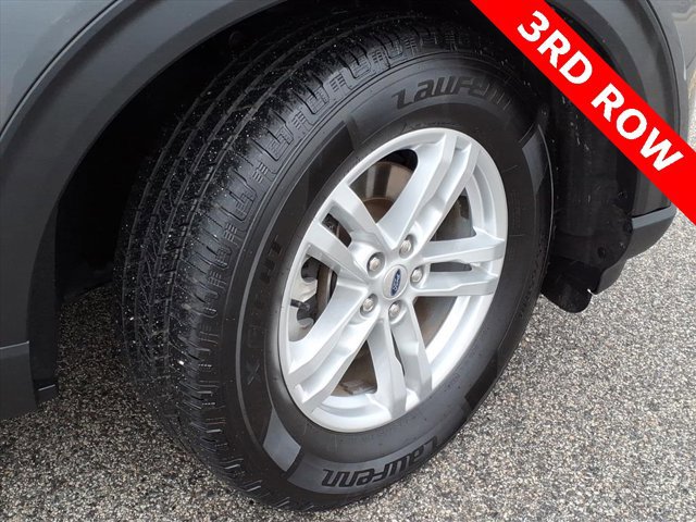 Certified 2023 Ford Explorer XLT w/ Equipment Group 202A image 4