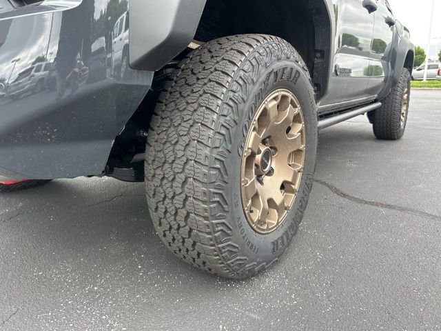 New 2026 Toyota Tacoma 4x4 Double Cab Hybrid image 12
