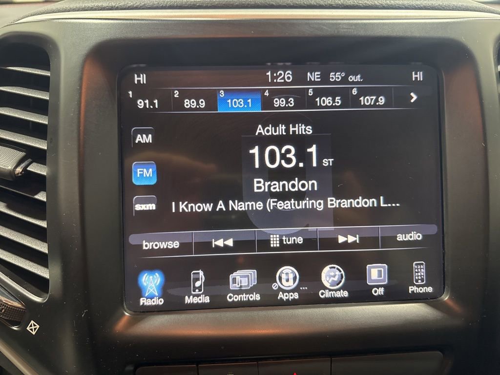 Used 2018 Jeep Cherokee Trailhawk w/ Comfort/Convenience Group image 16