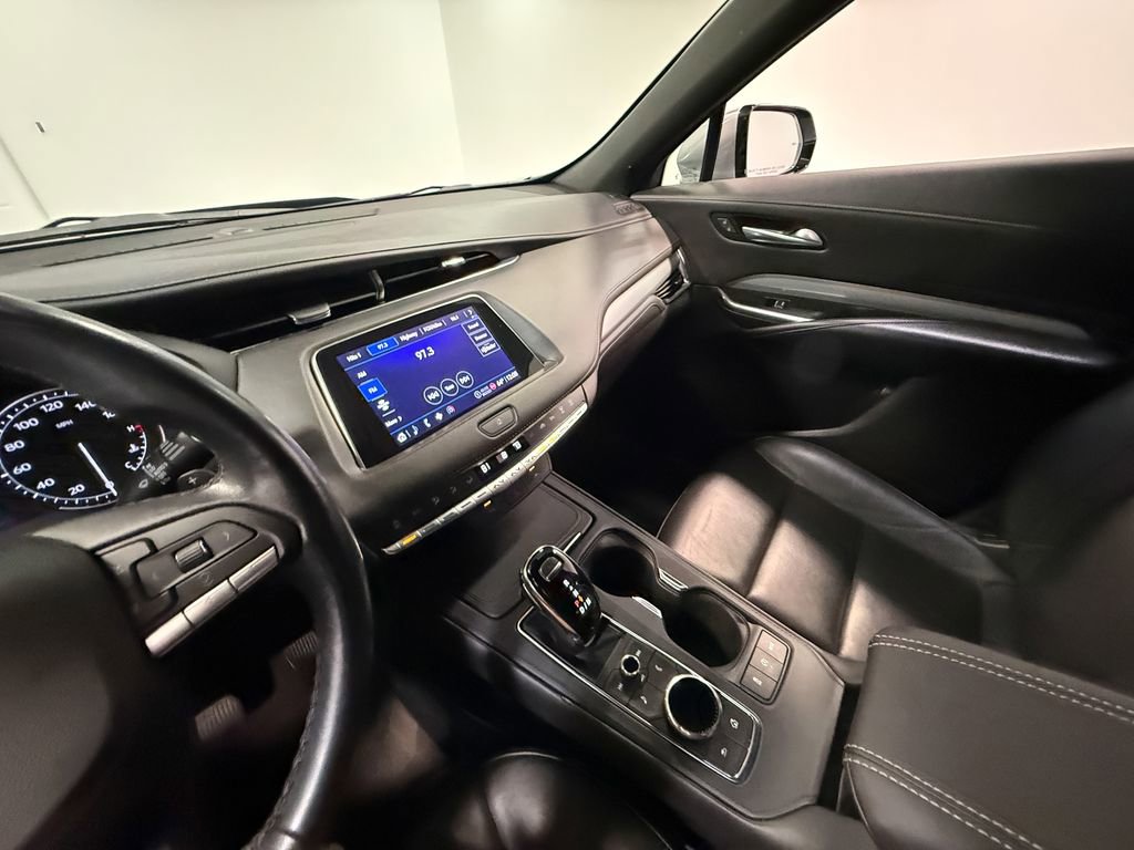 Used 2023 Cadillac XT4 Premium Luxury image 82