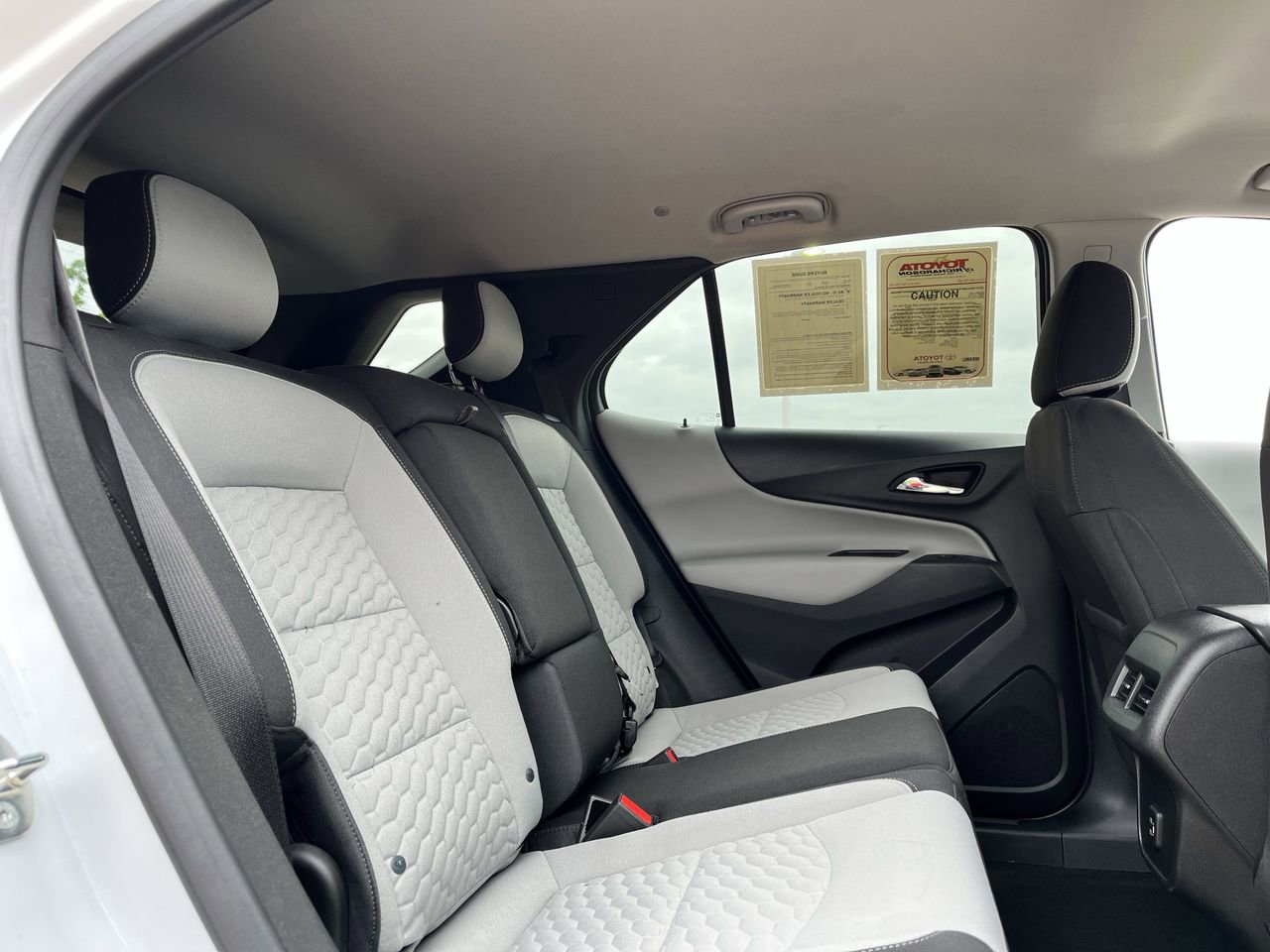 Used 2019 Chevrolet Equinox LT FWD image 26