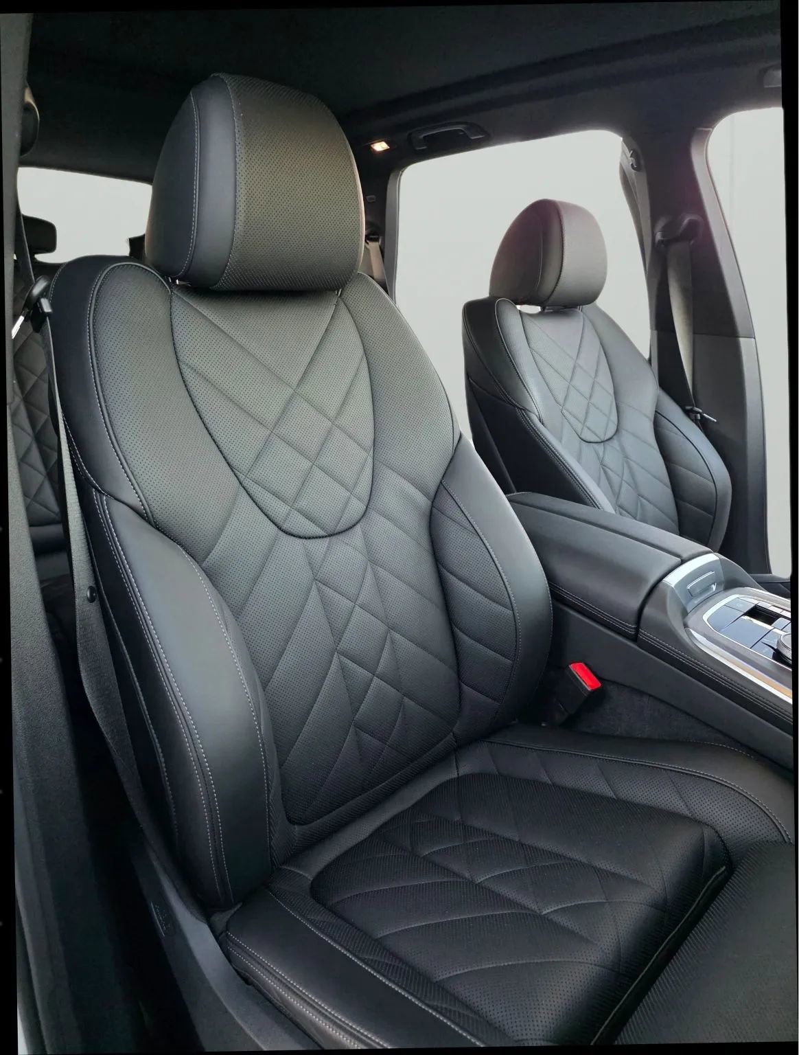 Used 2024 BMW X5 sDrive40i w/ M Sport Package image 22