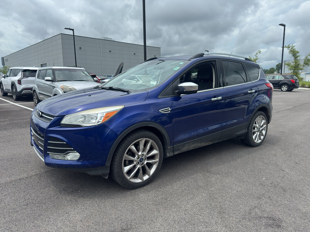 Used 2015 Ford Escape SE w/ SE Chrome Package AWD/4WD image 2
