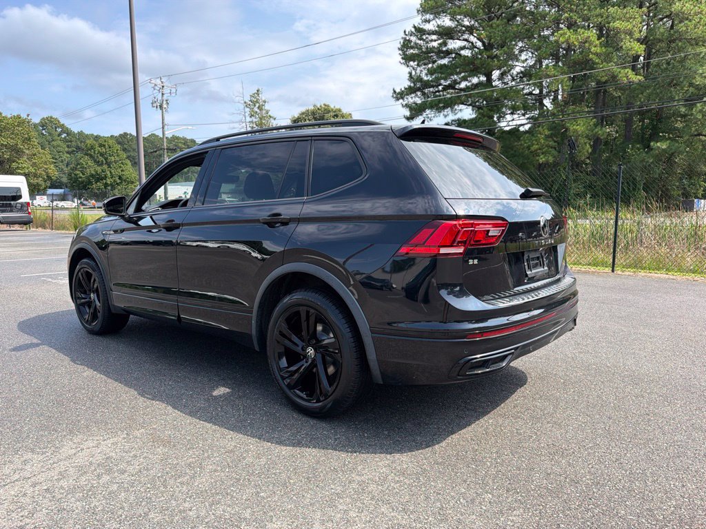 Used 2023 Volkswagen Tiguan SE R-Line FWD image 7