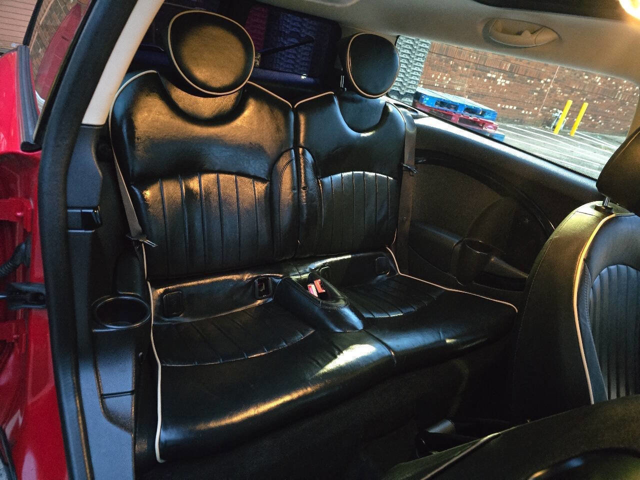 Used 2012 MINI Cooper Clubman S w/ Technology Pkg image 23