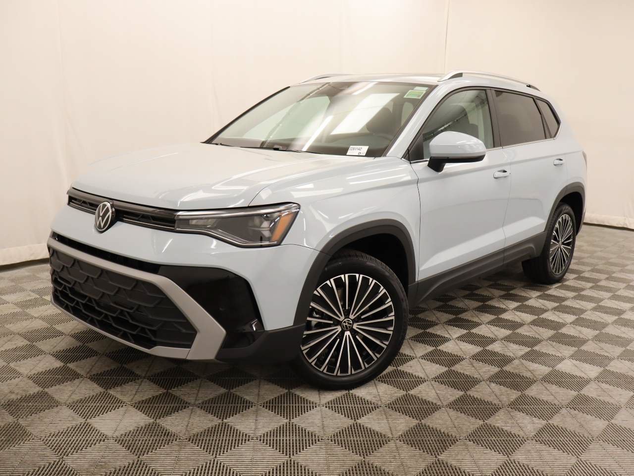 New 2026 Volkswagen Taos SE