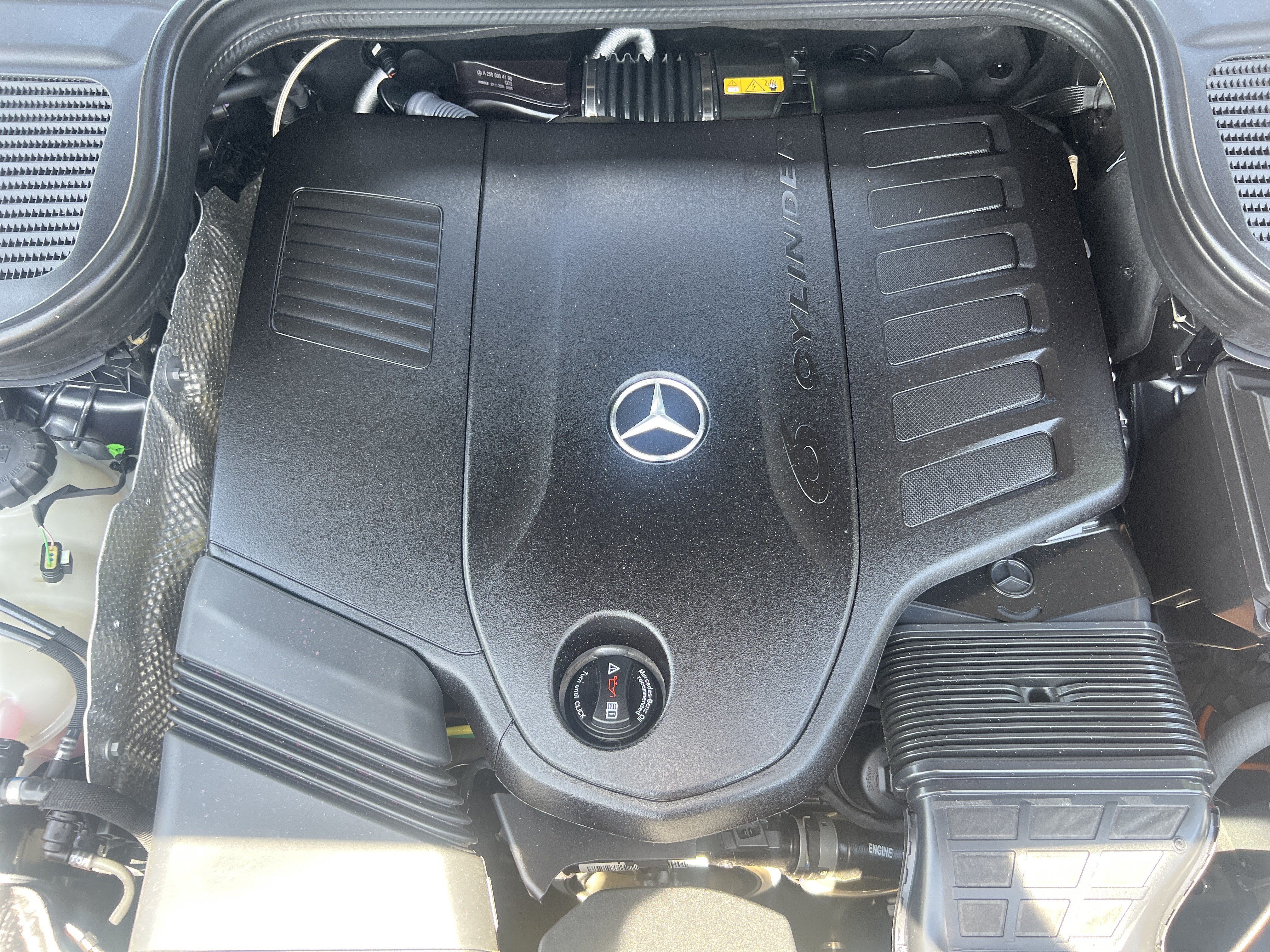 Used 2025 Mercedes-Benz GLE 450 4MATIC w/ Winter Package image 36