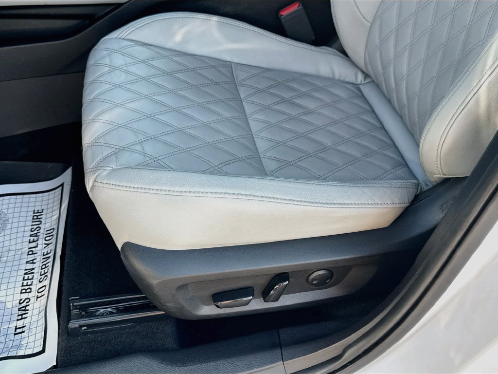 Used 2022 Mitsubishi Outlander SEL AWD/4WD image 24