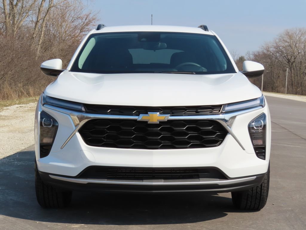 Certified 2025 Chevrolet Trax LT image 9