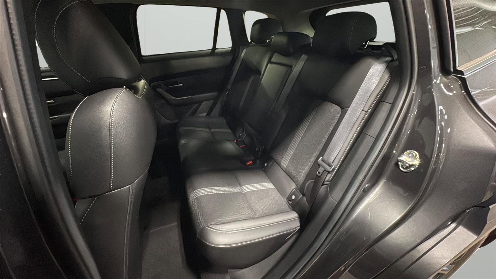 Used 2023 MAZDA CX-50 AWD 2.5 S w/ Select Package image 11