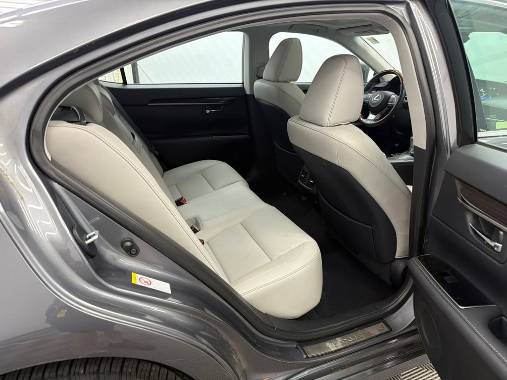 Used 2018 Lexus ES 350 w/ Premier Package image 17