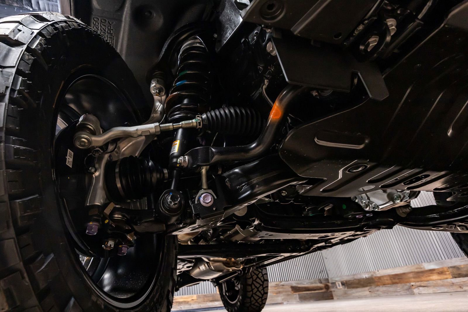 Used 2025 Lexus GX 550 w/ Accessory Package (2T) image 14